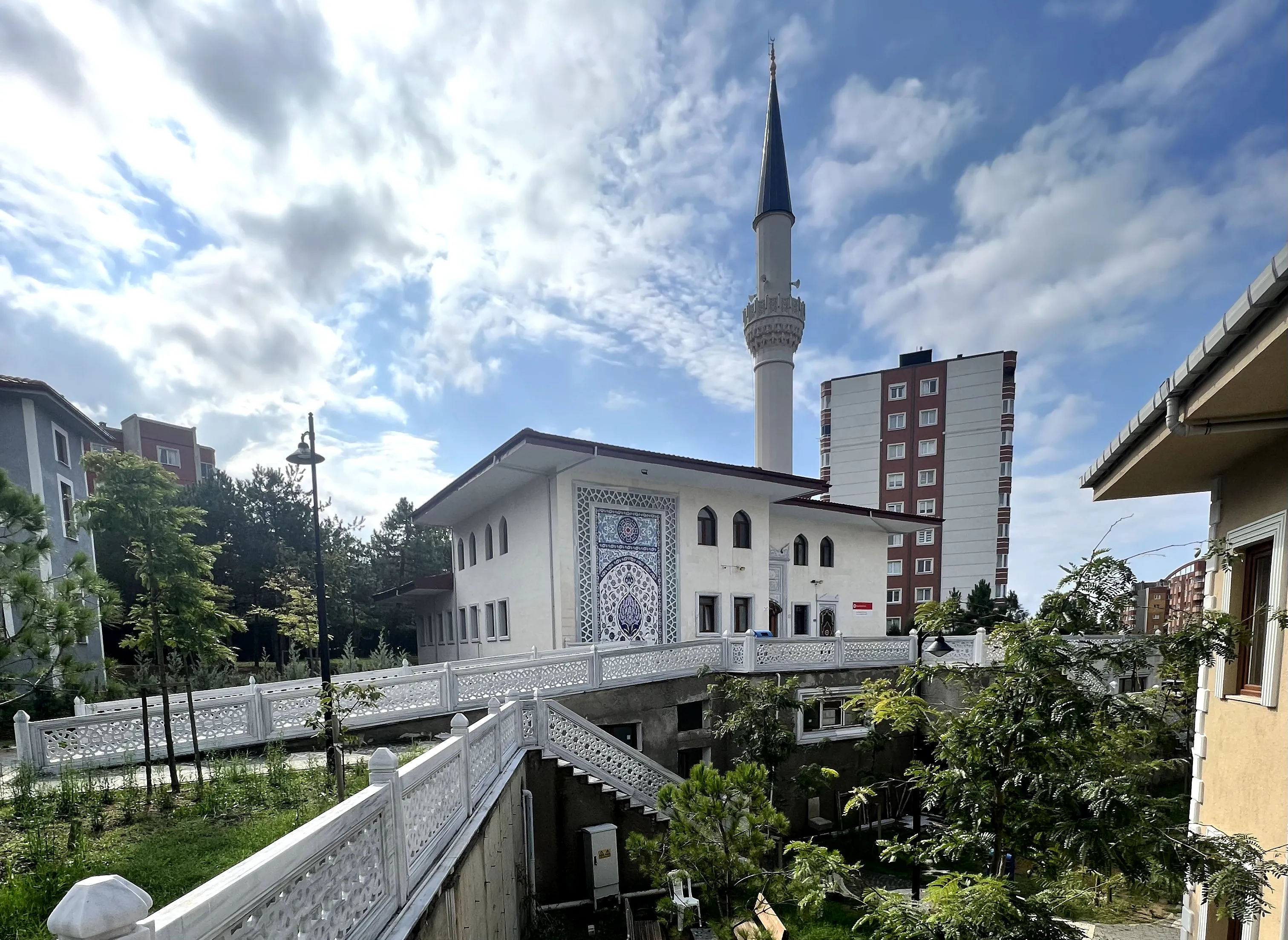 Başakşehir Cami - Lojman - Gençlik Merkezi - Image 2